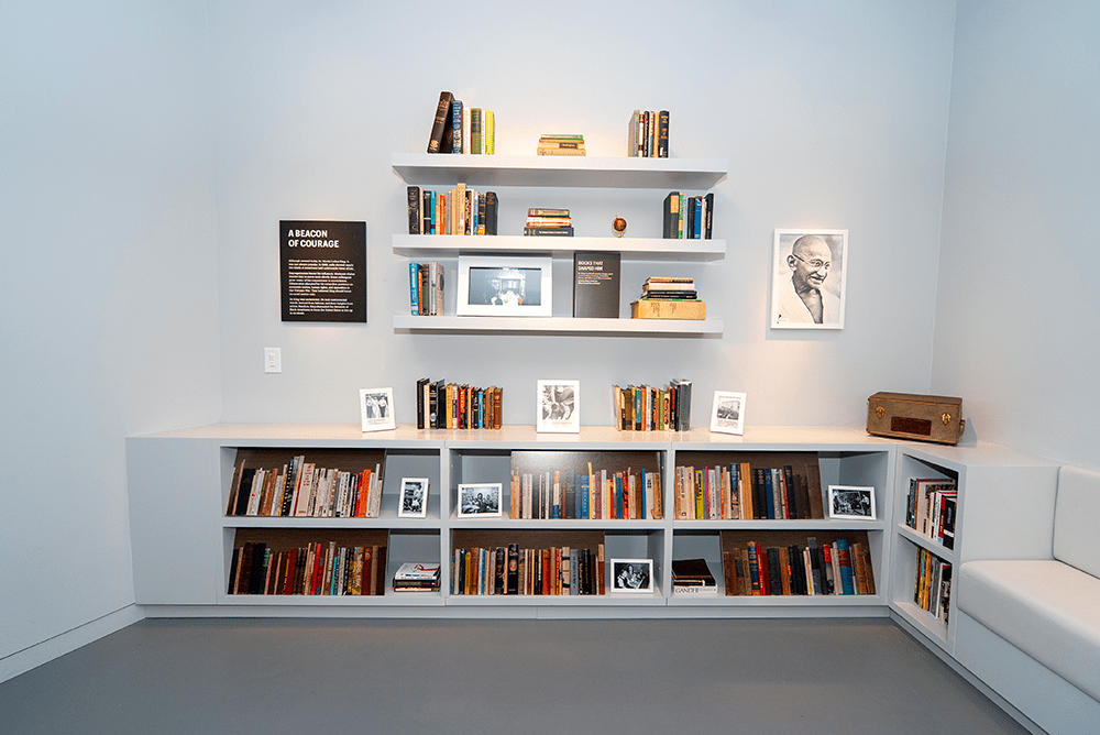 hmg-crm-9 - 1000px-min